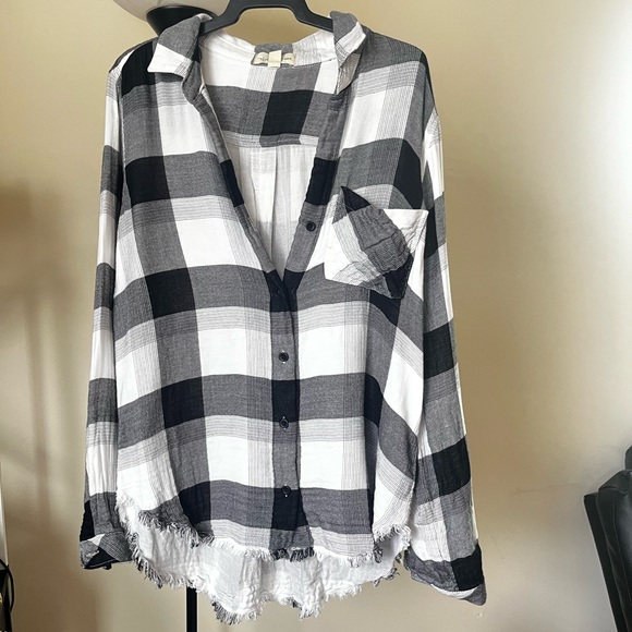 Antropology Cloth & Stone Black and White Plaid Button Down cotton Shirt - Picture 8 of 8